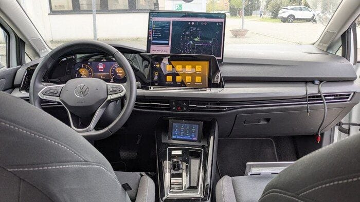 Dall'Italia il software che aiuta le auto autonome a interpretare l'ambiente   