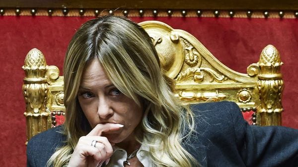 La premier, il discorso elettorale e i paletti