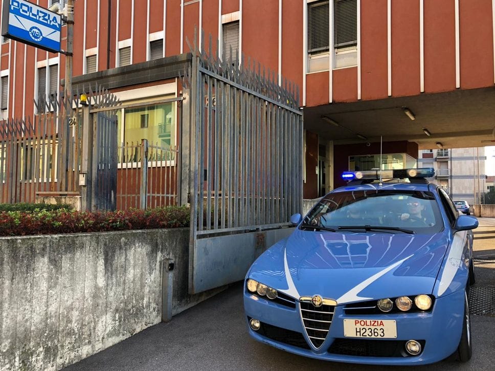 Polizia in festa, al ChorusLife il «Villaggio della legalità». I dati: stretta online, monitorati 250 siti web