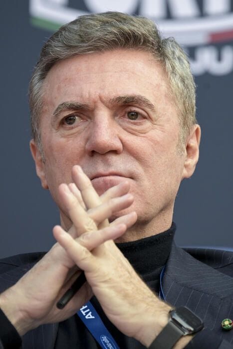 Cattaneo, non investiamo più e avremo grande crisi su elettricità