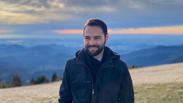 Travolto da un’auto a Treviglio, lunedì mattina l’addio a Roncobello