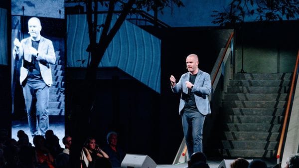 L’intelligenza artificiale ci renderà disoccupati? Prova a rispondere Dado Van Peteghem, ospite di «Bergamo Next Level»