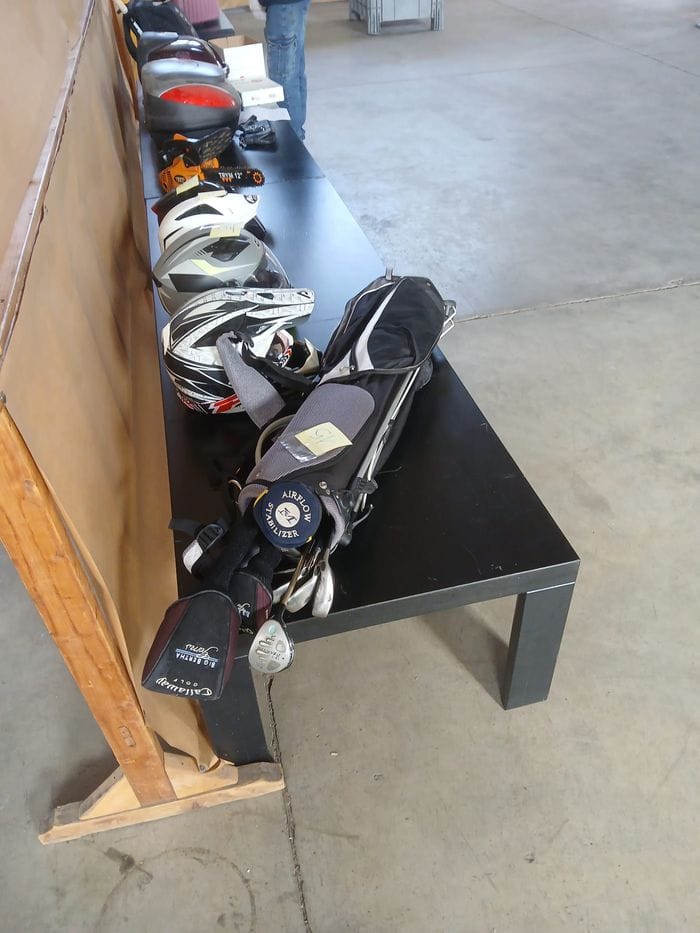 Oggetti smarriti, per la prima volta asta il 21 e 23 aprile del Comune di Bergamo