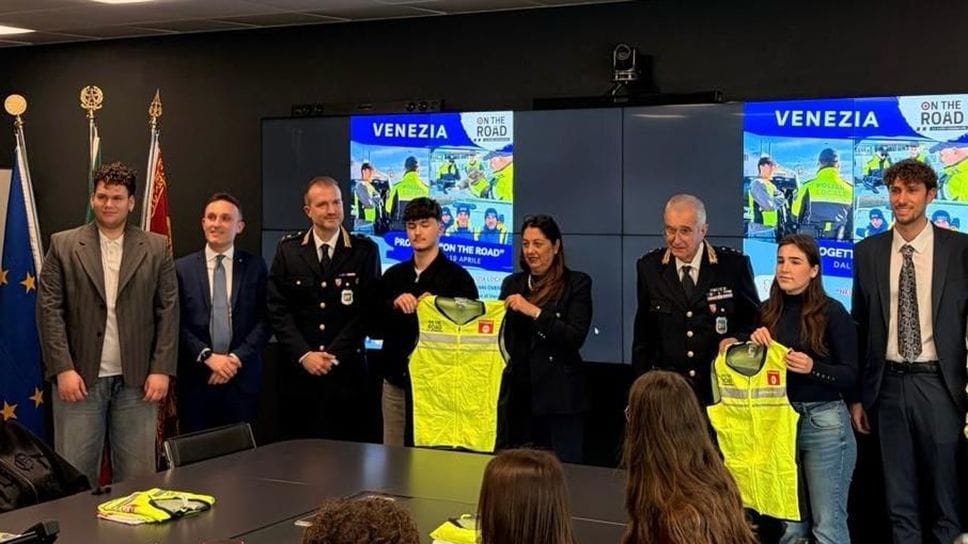 «On the road»: partito da Bergamo, il progetto sbarca a Venezia