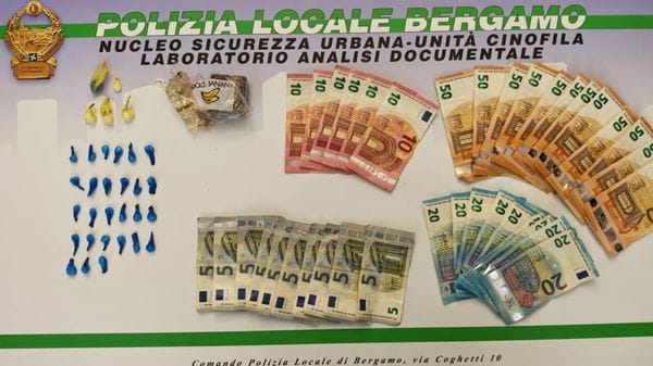 Spaccio nella zona della stazione di Bergamo, arrestato un uomo