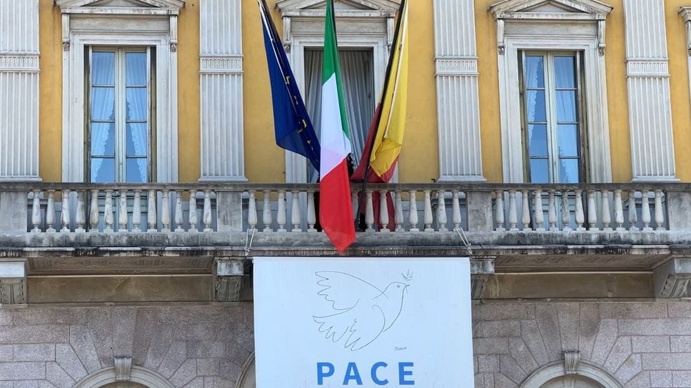 Bergamo, cittadinanza onoraria ai minori stranieri: domande entro il 10 maggi