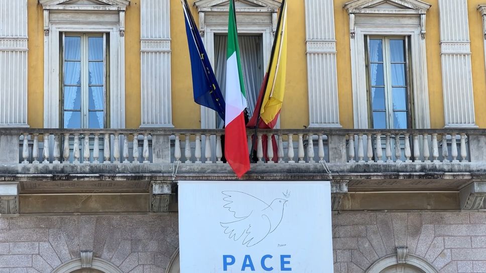 Bergamo, cittadinanza onoraria ai minori stranieri: domande entro il 10 maggio
