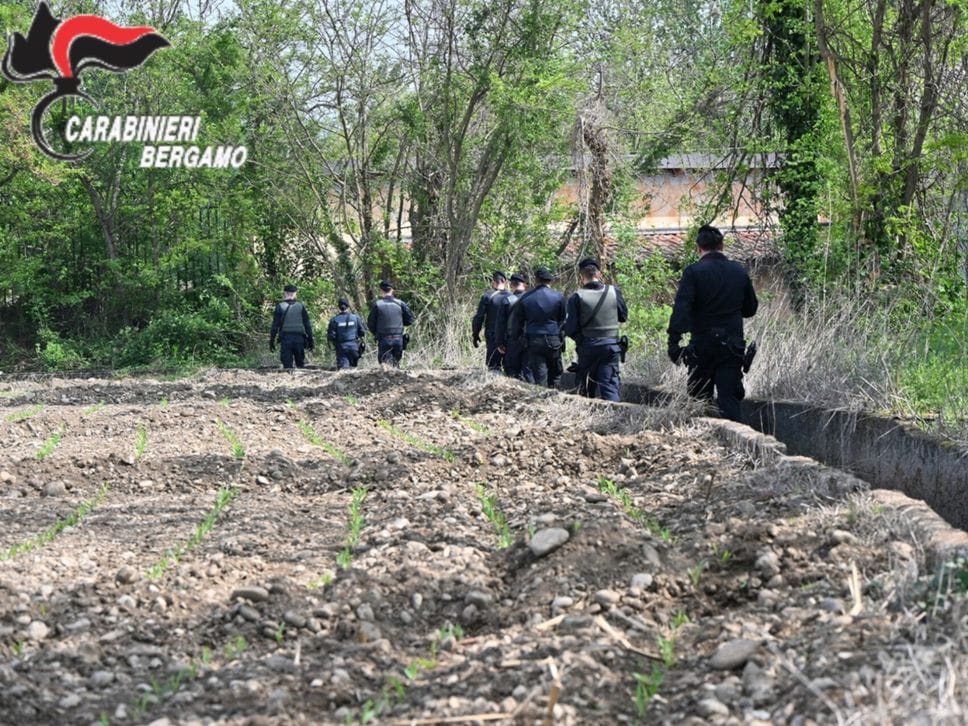 Cividate al Piano, maxi-operazione dei Carabinieri: controlli straordinari alla Motta Bassa - Foto e video