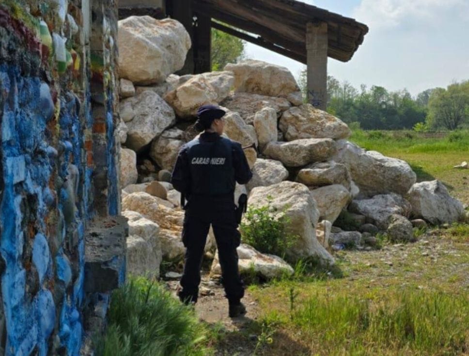 Cividate al Piano, maxi-operazione dei Carabinieri: controlli straordinari alla Motta Bassa - Foto e video