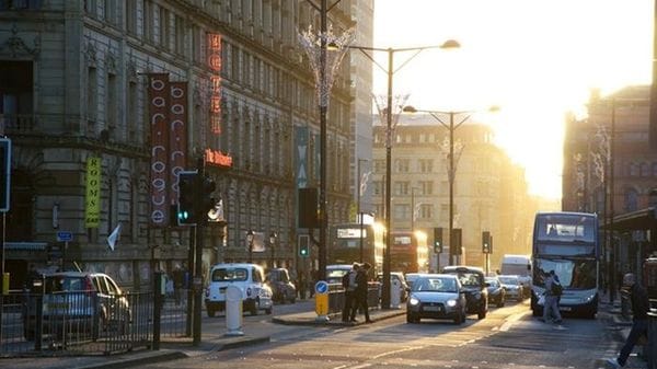 Il traffico contribuisce al riscaldamento delle città