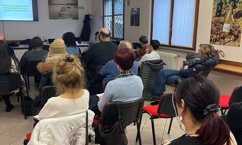 La cura del disagio psicologico con i gruppi di sostegno tra pari