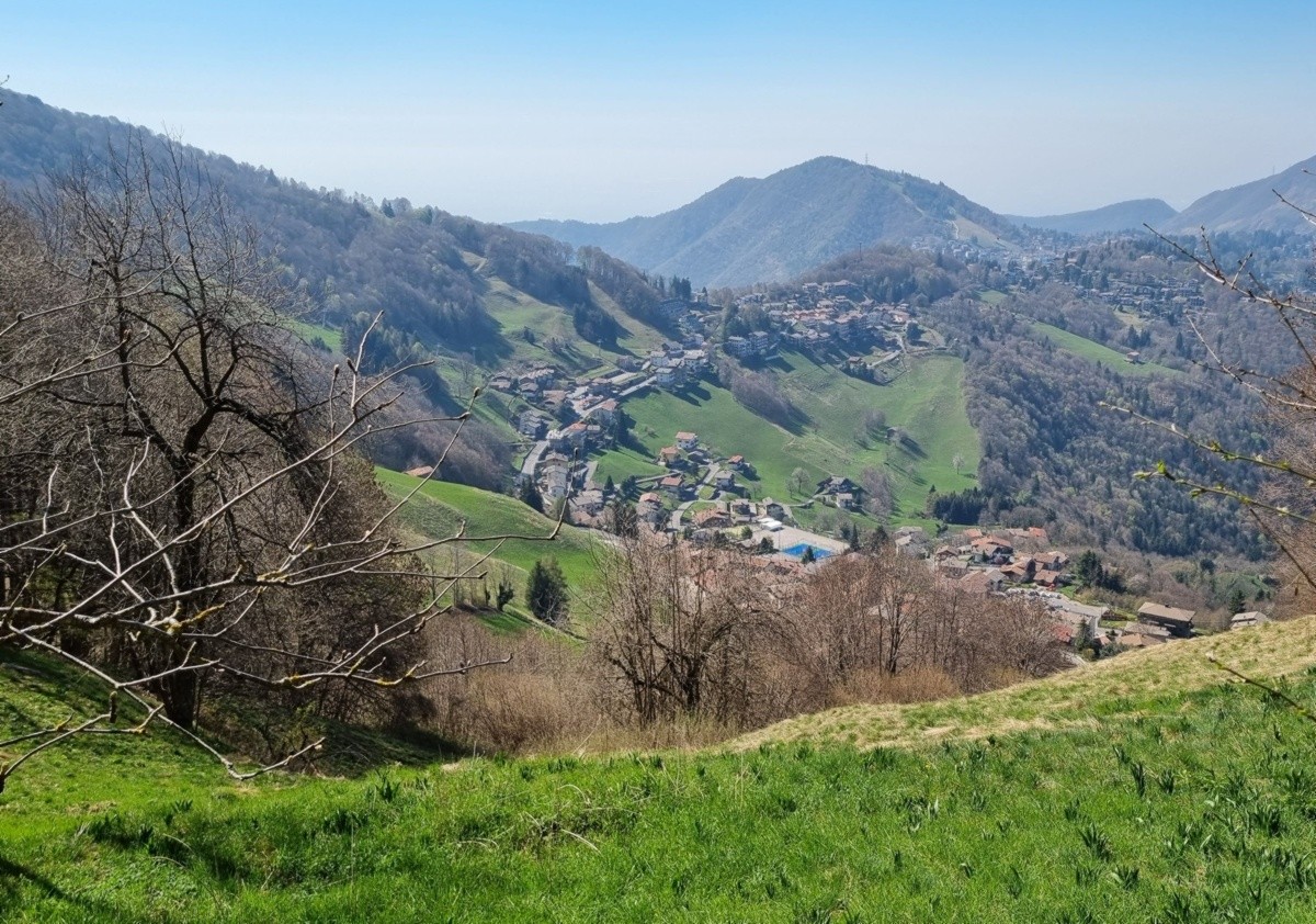 Trekking in Val de Grü, un percorso ad anello che parte da Aviatico