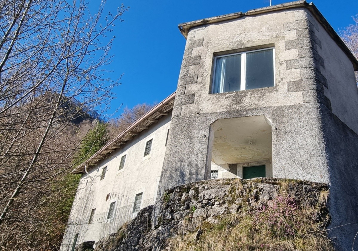 Trekking in Val de Grü, un percorso ad anello che parte da Aviatico