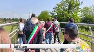 Calcio, inaugurata la passerella ciclopedonale che mette in comunicazione le province di Bergamo e di Brescia