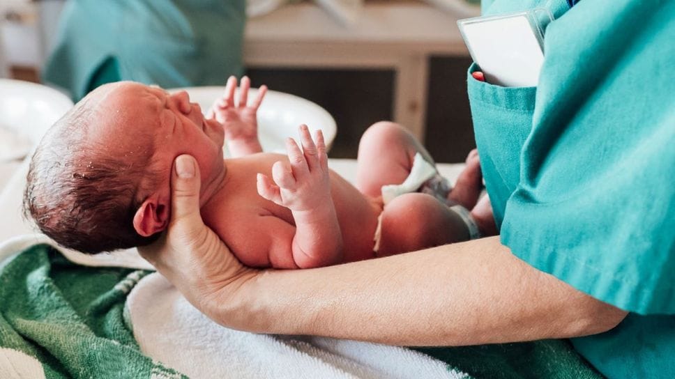 Bebè, è un calo senza fine: nella Bergamasca 198 in meno nel 2025. «Ora misure strutturali»