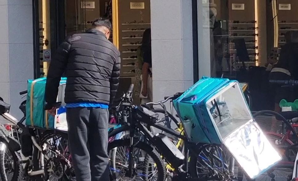 Mille euro al mese a fatica, lavoro povero per 55mila bergamaschi