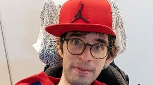 Dolore a Bergamo per John David, una vita tra sorrisi e viaggi contro le difficoltà