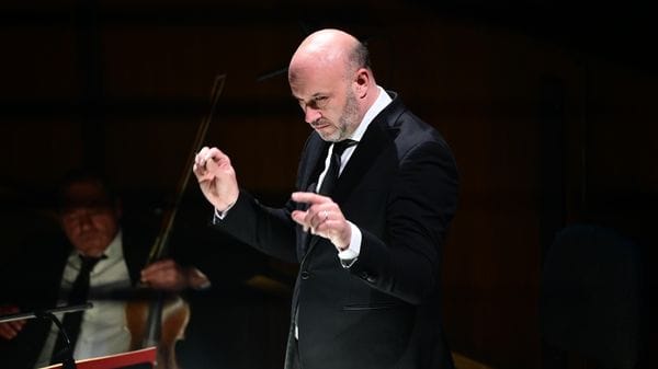 Riccardo Frizza guida il «Donizetti Opera» verso la ricerca e la riscoperta