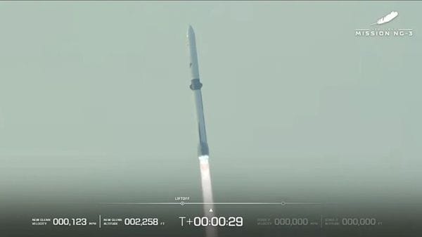 Terzo volo per il razzo New Glenn di Blue Origin, riuscito a metà