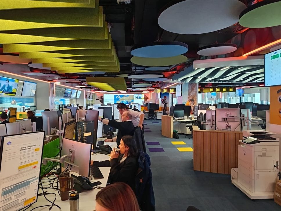 Crisi geopolitica e caro carburante, Ryanair non taglia i voli e accelera su Orio