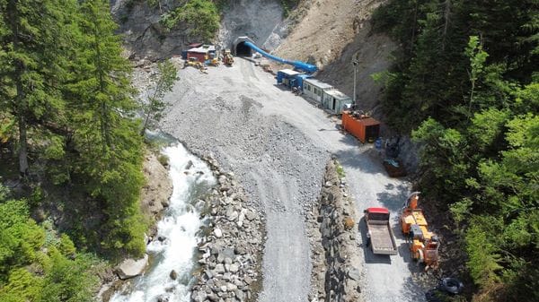 Uranio, Zenith chiede di esplorare la miniera di Novazza