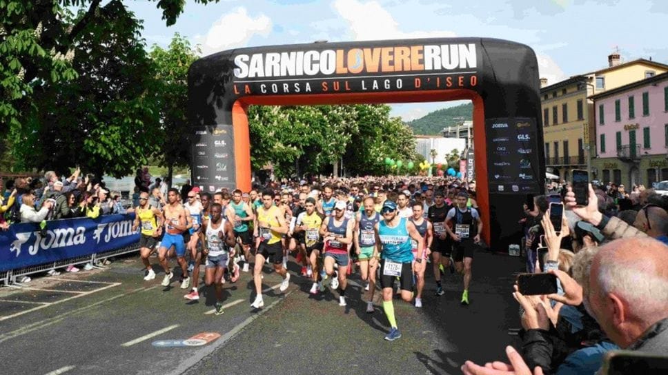 Sarnico Lovere Run, lo spettacolo torna a correre sul lago d’Iseo