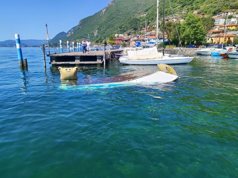 Barca affonda all’alba nel lago tra Predore e Clusane, scattano i soccorsi