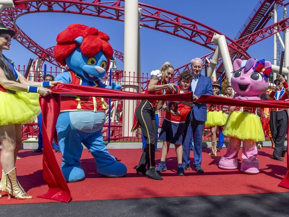 Leolandia, inaugurato Reversum: il roller coaster che rivoluziona il divertimento - Foto e video