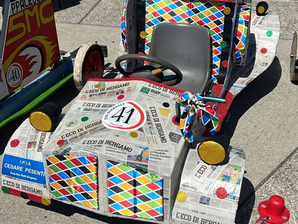 Soap Box Rally, ecco le macchine di sapone che gareggiano sulle Mura-Foto/Video