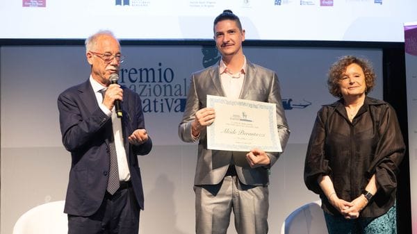 «Lo sbilico» di Alcide Pierantozzi vince il Premio Bergamo 2026