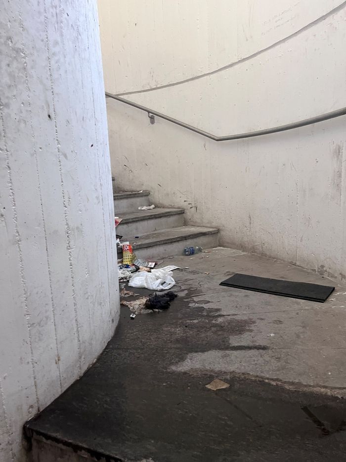 Bergamo, accoltellato al parco di via Pertini: un arresto. I residenti: situazione invivibile