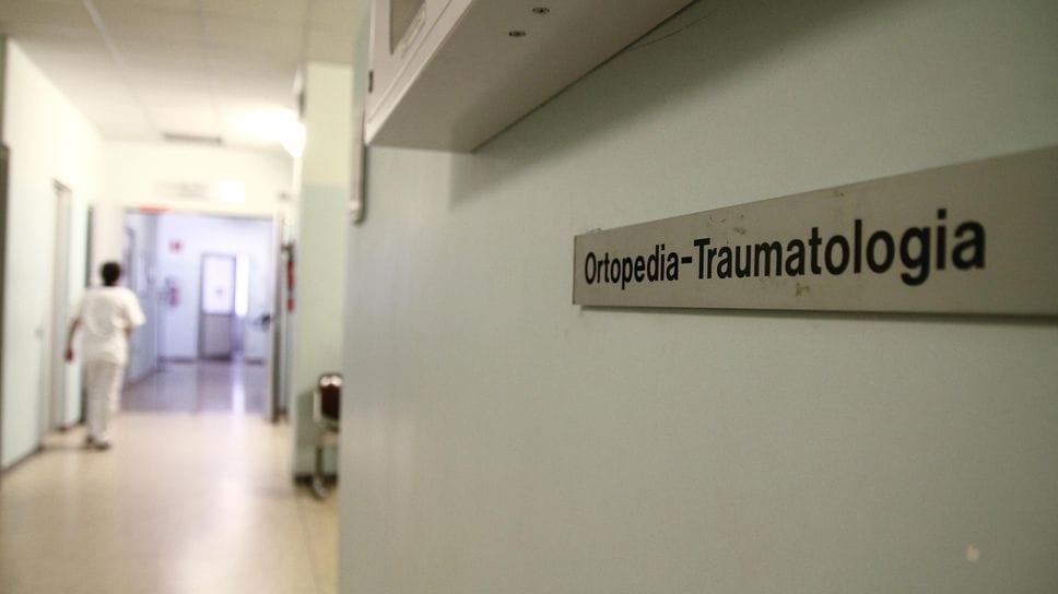 Ortopedia, il ruolo del robot sempre più vicino al paziente