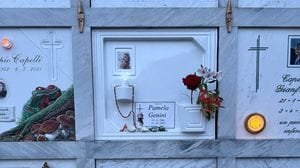 Profanazione della tomba di Pamela Genini: Dolci si presenta in Procura