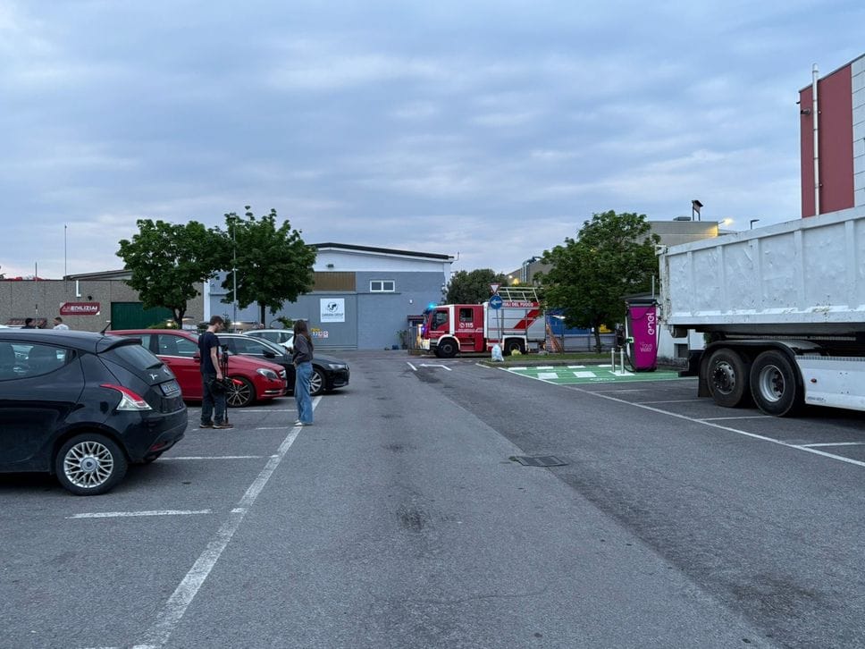 Brusaporto, esalazioni di acido solfidrico da una cisterna. Due operai in condizioni critiche: uno è gravissimo