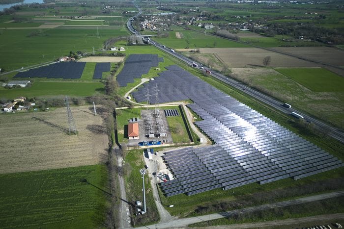 Centrale solare di Neoen ad Arena Po per data center Equinix