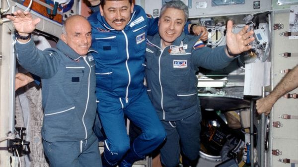 Il turismo spaziale compie 25 anni, il 28 aprile 2001 il primo volo