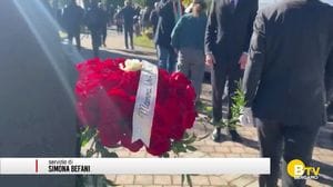 Indagini sulla profanazione della salma di Pamela Genini. La sagoma fuori dal cimitero sarebbe quella di Dolci