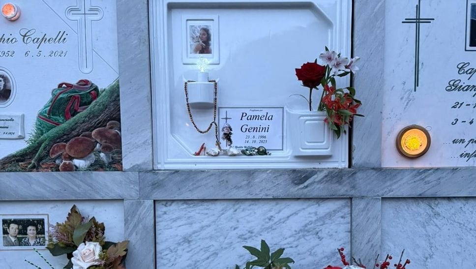 L’autopsia sul cadavere di Pamela: la profanazione risale a novembre