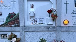 L’autopsia sul cadavere di Pamela: la profanazione risale a novembre