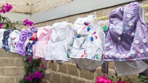 A Scanzo esiste una «pannolinoteca» che aiuta i genitori a scoprire i pannolini lavabili