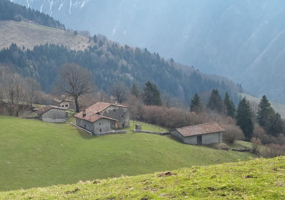 Nasolino e Valzurio: un trekking panoramico nell’anima della Val Seriana