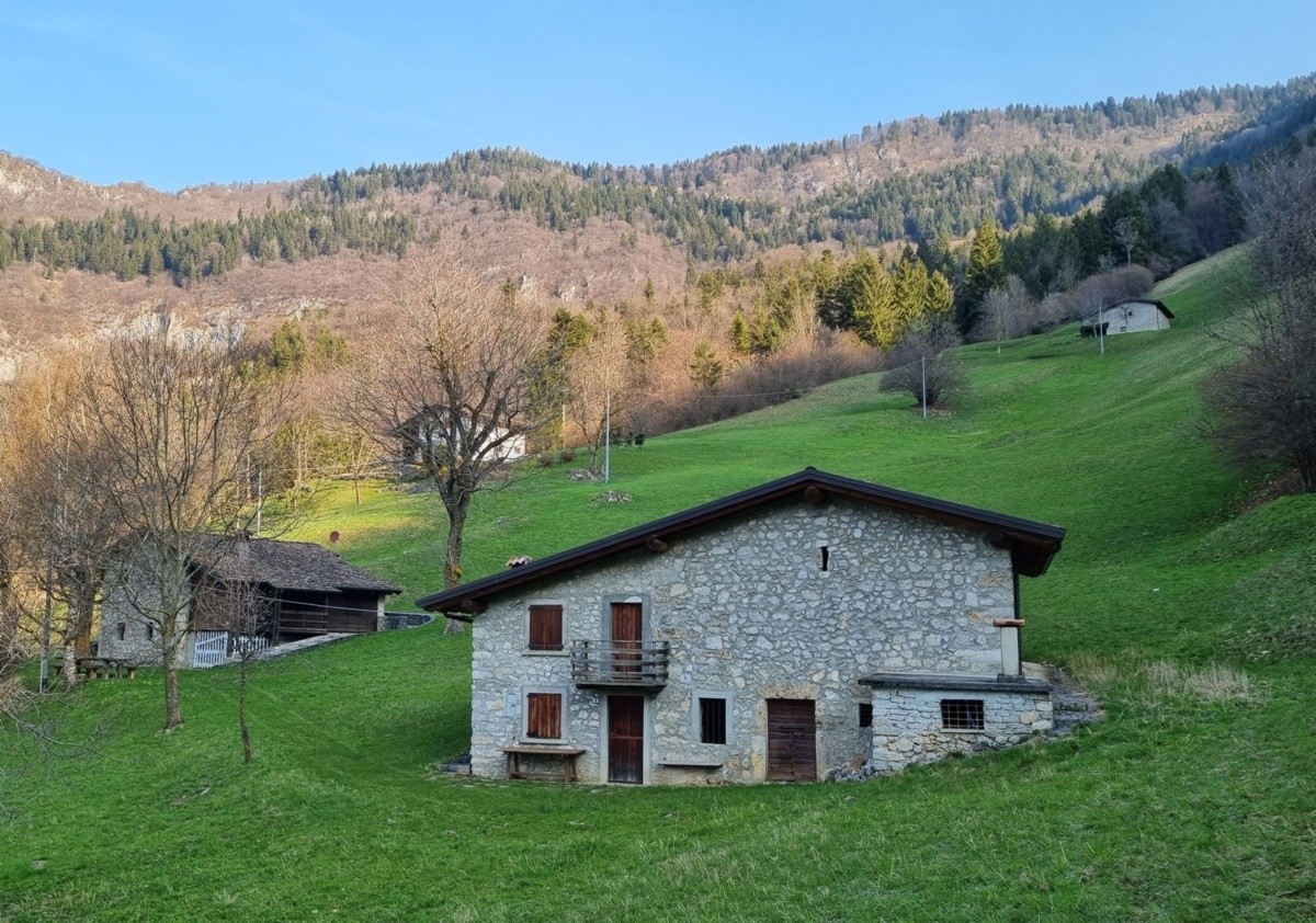 Nasolino e Valzurio: un trekking panoramico nell’anima della Val Seriana