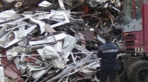 Val Seriana, rifiuti stoccati illegalmente: tre imprenditori denunciati