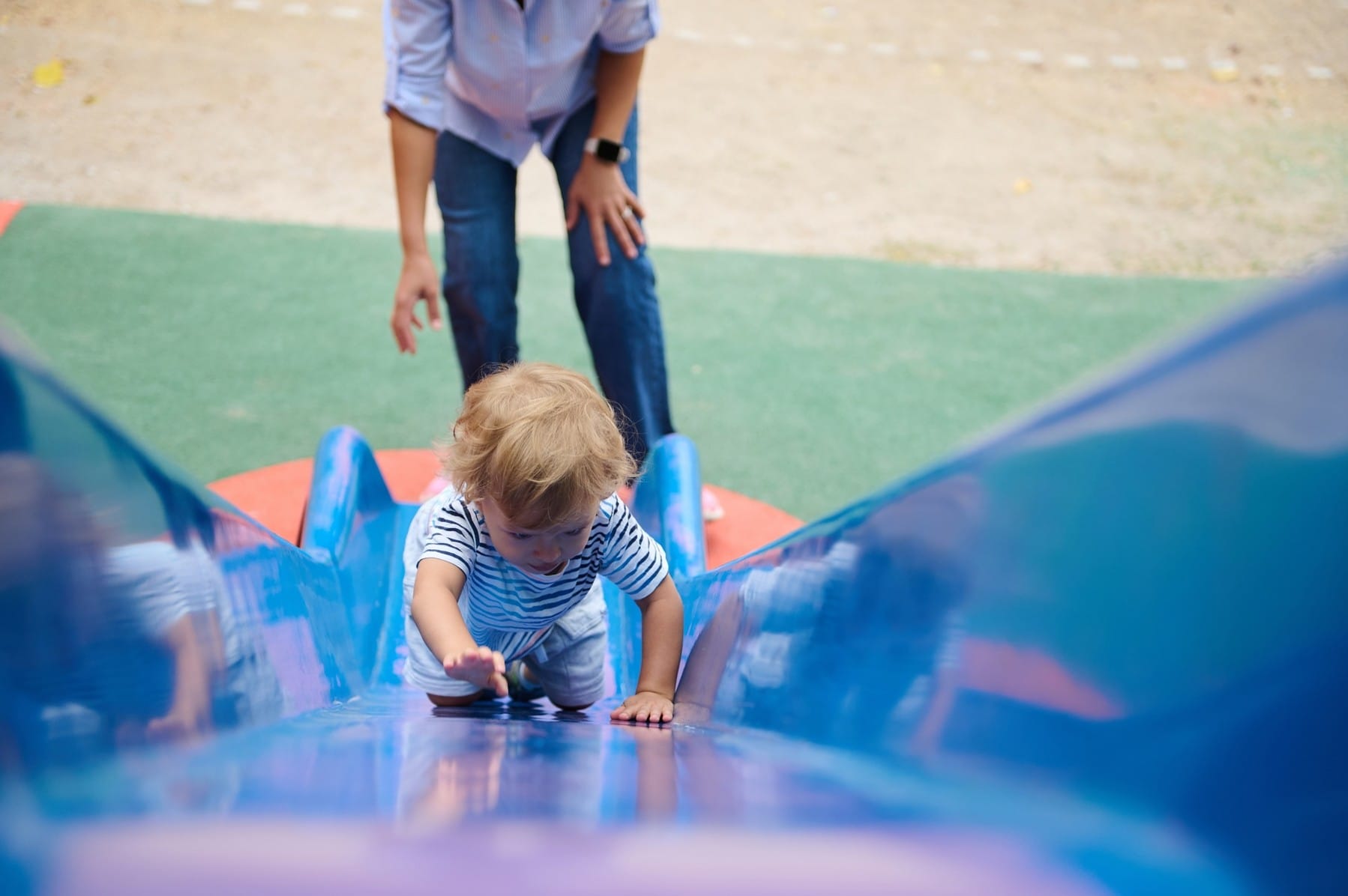 Avere figli non ci rende più felici. E allora? 