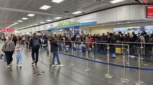 Ryanair chiede lo stop al nuovo sistema passaporti Ue: «Pericolo code in estate»