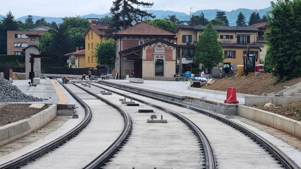 Trasporto pubblico, T2 ogni 6 minuti. Bus della Val Brembana: stop a Villa d’Almè