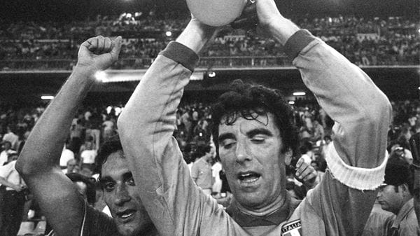 Il prof. Caudano verso Pasqua, tra il Lecce da battere e i disastri della Nazionale. E il pensiero corre a Dino Zoff