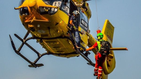 L'elisoccorso  a Val Brembilla per il recupero di un motociclista caduto in un torrente