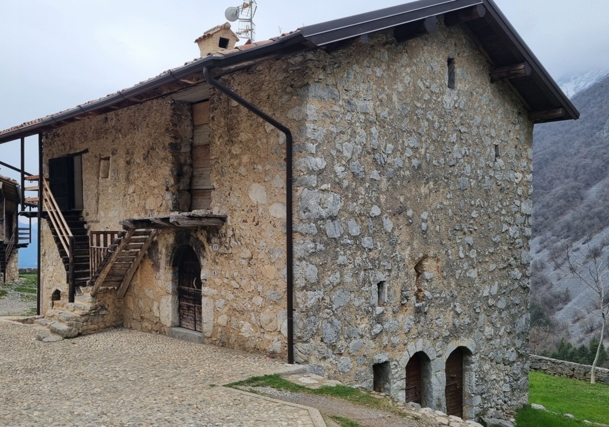 Nasolino e Valzurio: un trekking panoramico nell’anima della Val Seriana