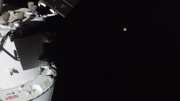 La missione Artemis II compie il Flyby intorno alla Luna